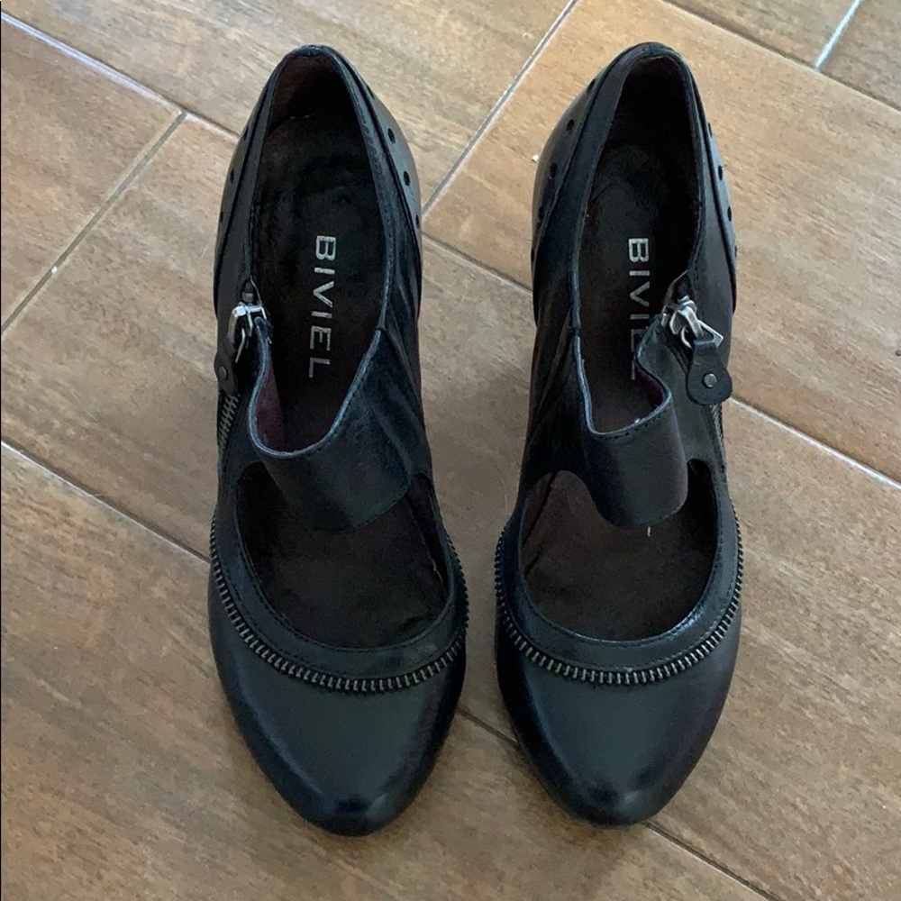Biviel Black Leather Mary Janes size 36(6)
